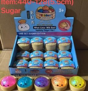 MYSTERY SQUISHY DUMPLING W/GLITTER (4 ASS) – 5.8cm